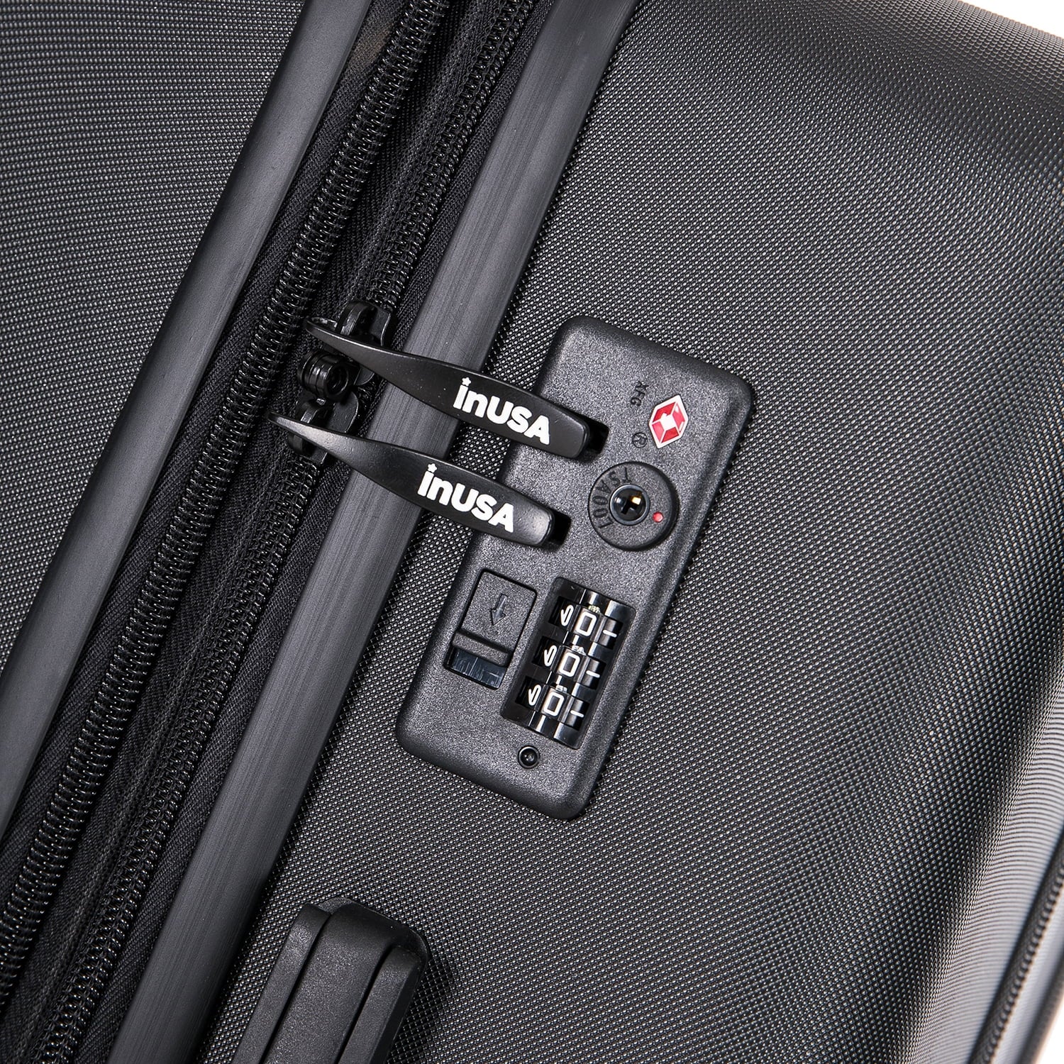 Black 28" Hardside Lightweight Luggage with Spinner Wheels Y1689