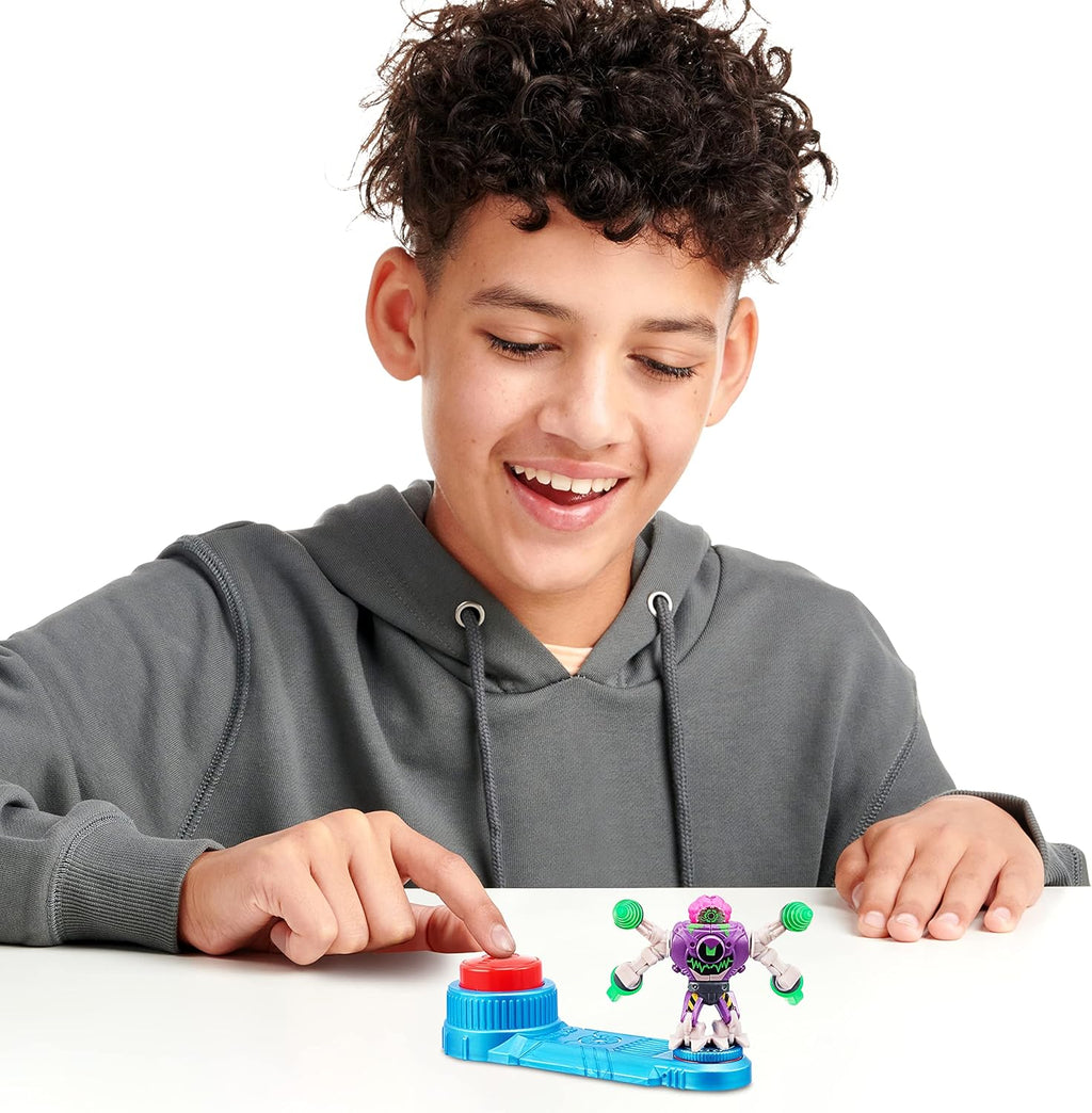 Ultimate Arcade Warriors Giants Mini Battling Action Figures T50149