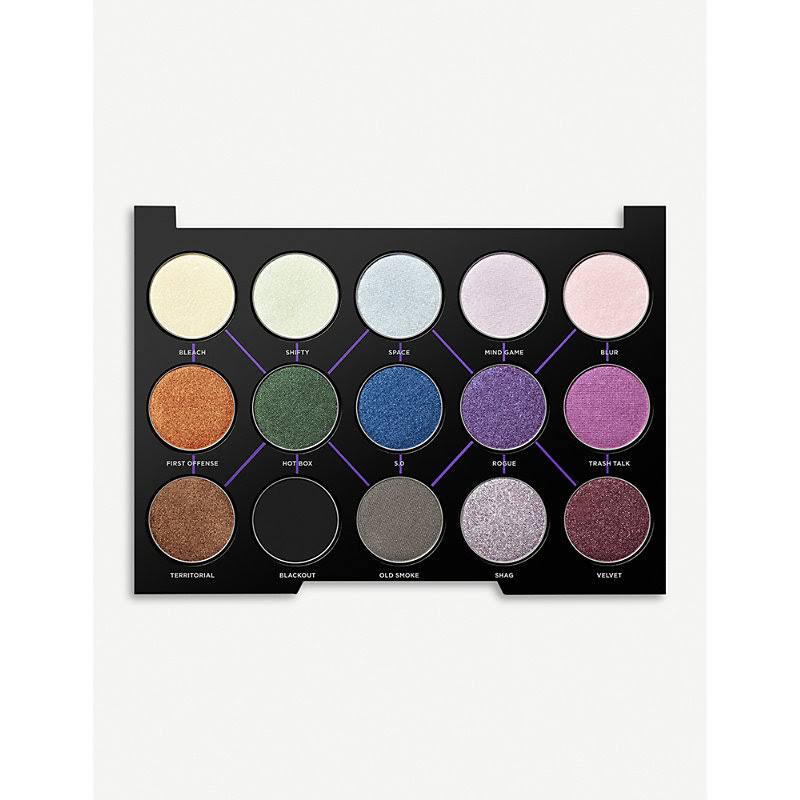 Distortion Eyeshadow Palette K1802