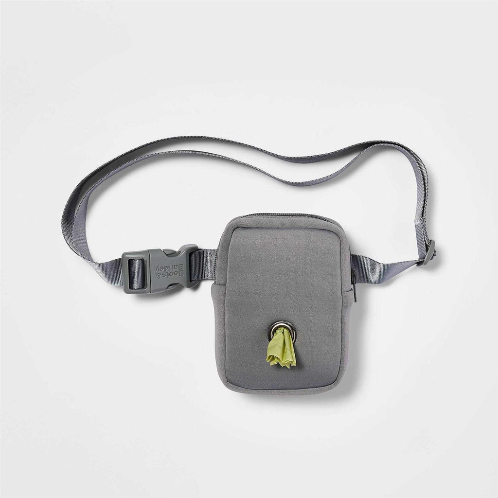 Treat Pouch with Waste Bag Dispenser R760492