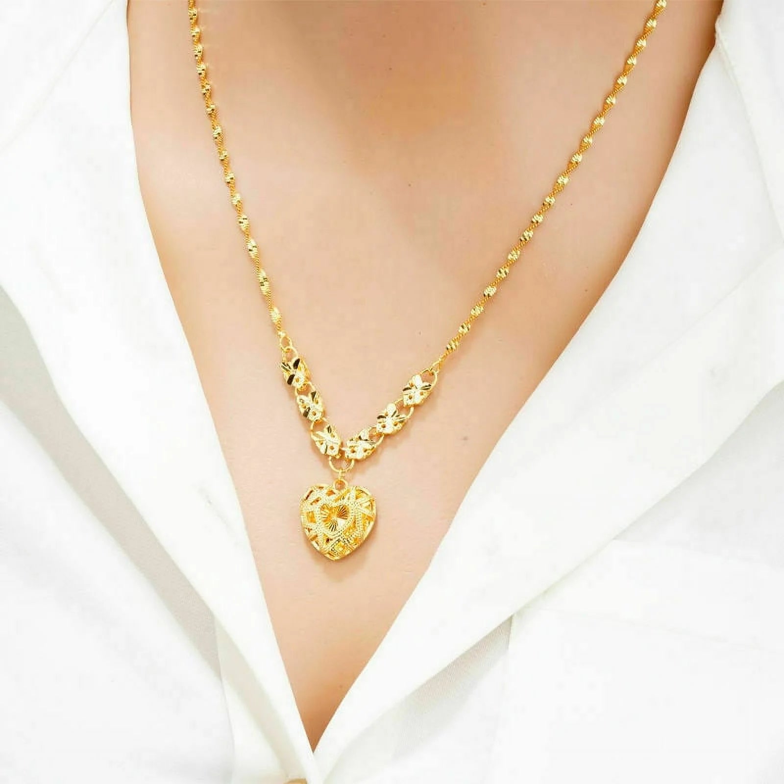 24k Yellow Gold Flower Necklace O2337