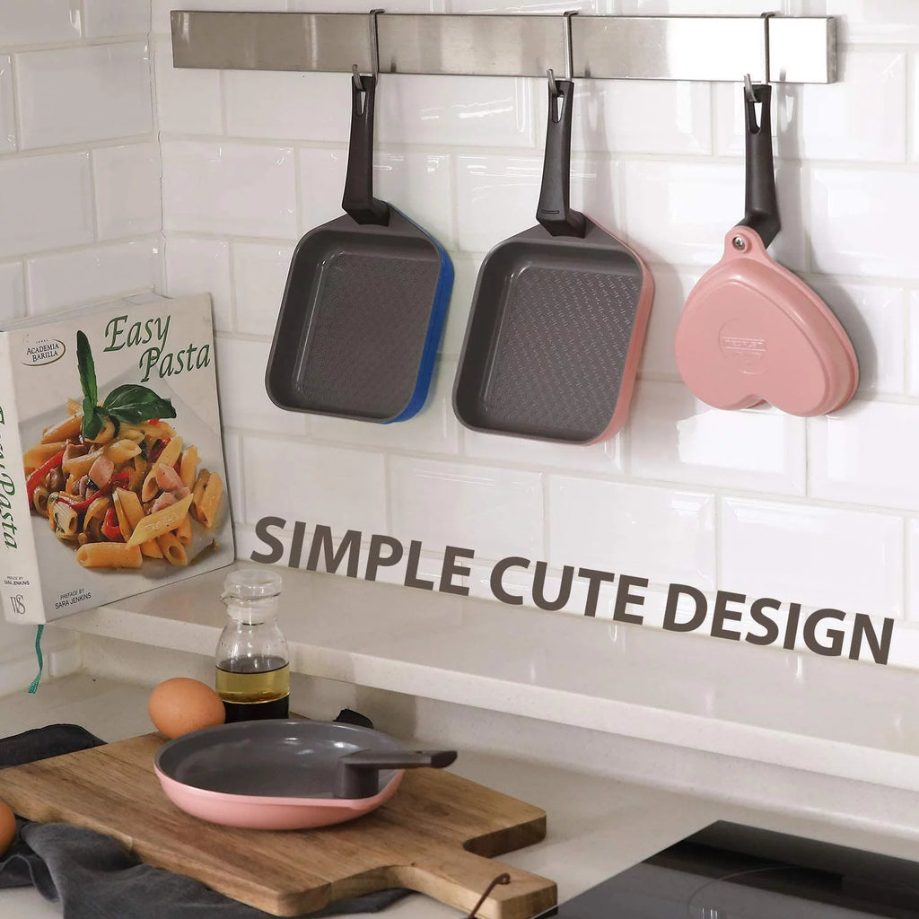Pink & Red Ceramic Nonstick Heart-Shaped Egg Pan Set F59437