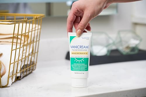 Facial Moisturizer with SPF 30 Mineral Sunscreen 2.5 fl oz G2096