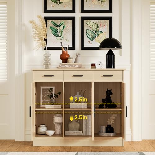 Oak Buffet Cabinet with 3 Drawers and 3 Doors Z890564