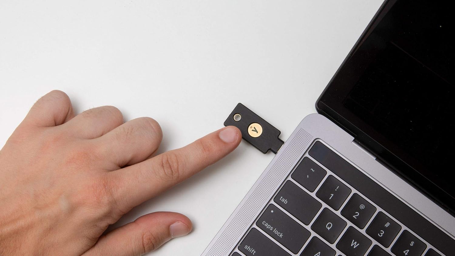 YubiKey 5C NFC USB and NFC Security Key O50181