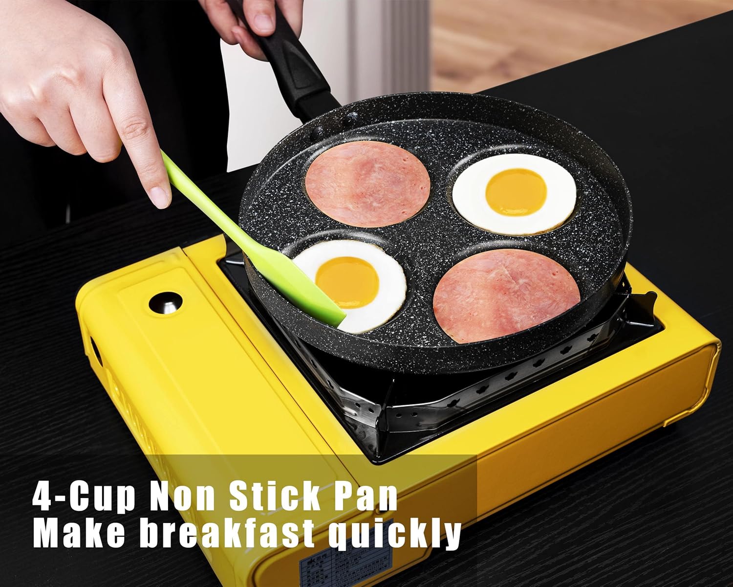 4-Cup Nonstick Egg Frying Pan with Lid and Spatula Y939