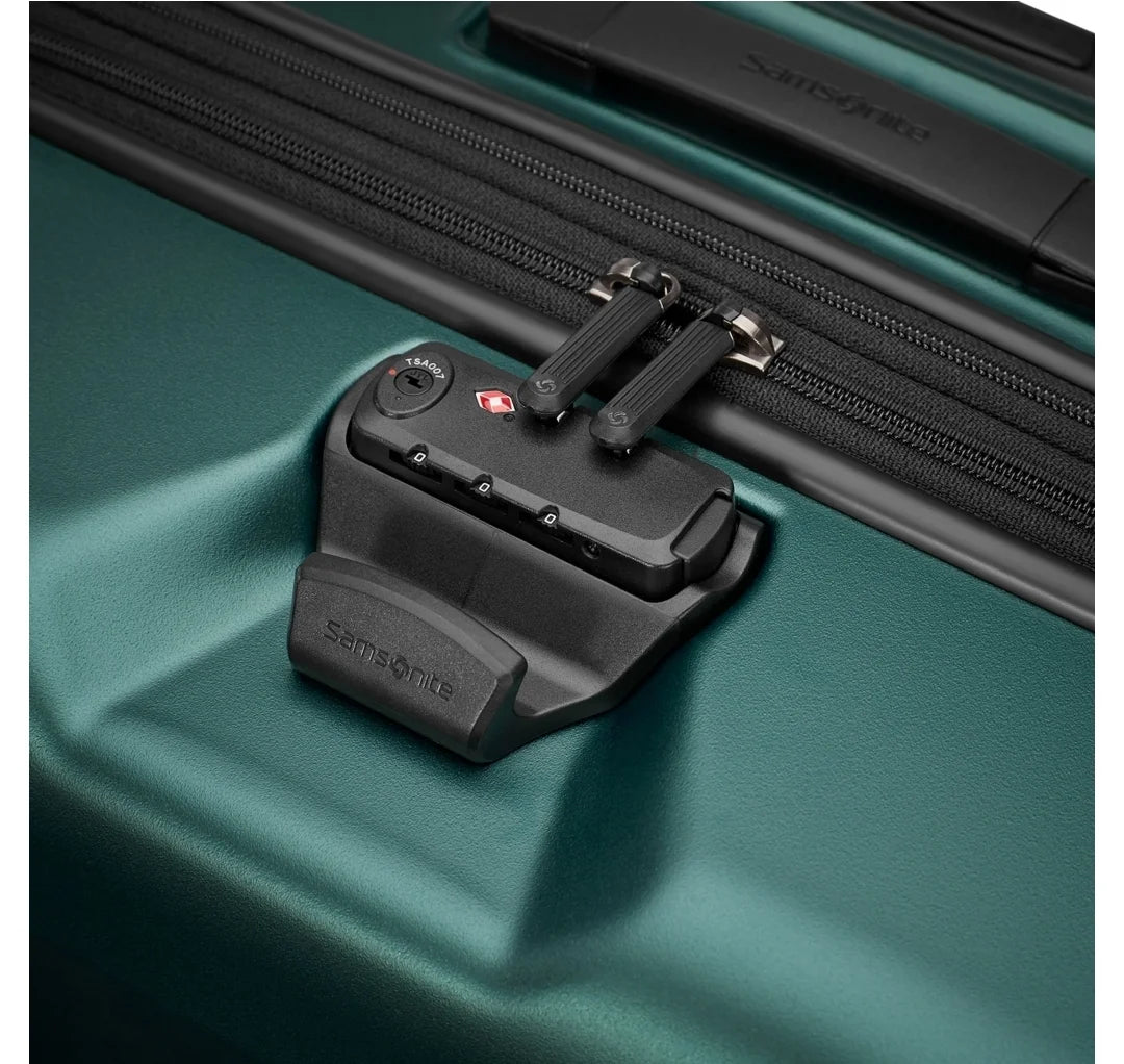 2-Piece Hardside Luggage Set L326