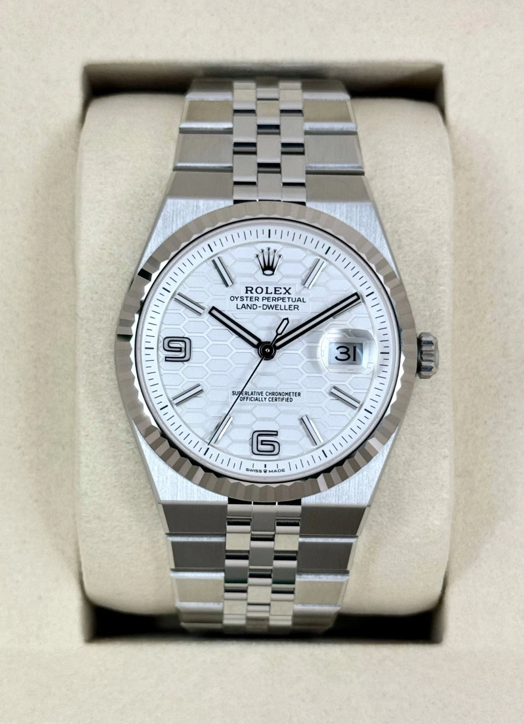 40 mm Oystersteel Watch V162
