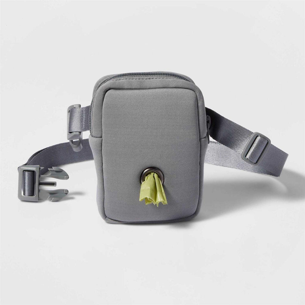 Treat Pouch with Waste Bag Dispenser R760492