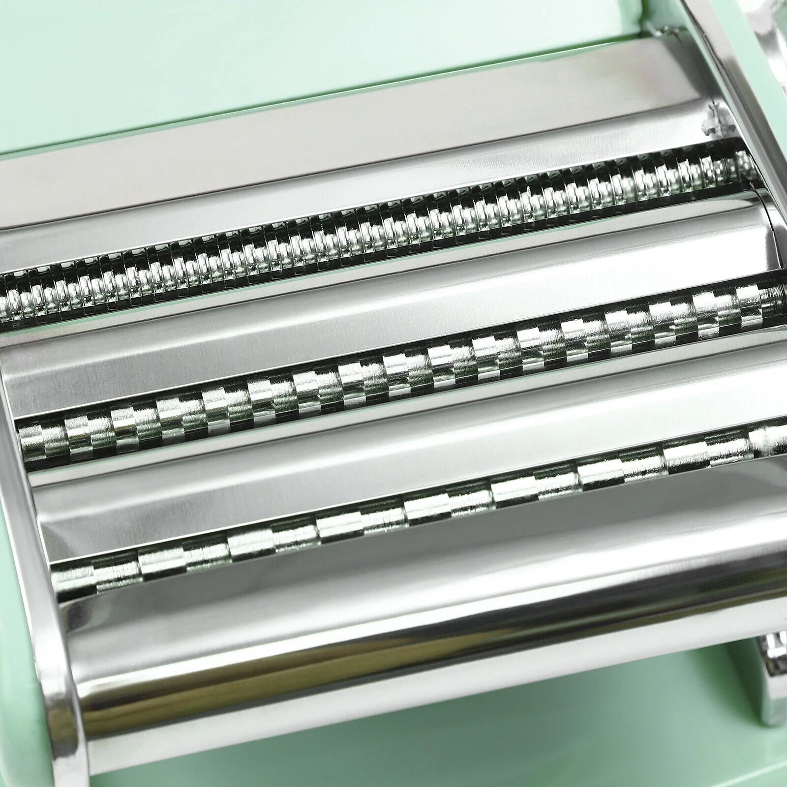 Green 2.36in Pasta Maker F9246
