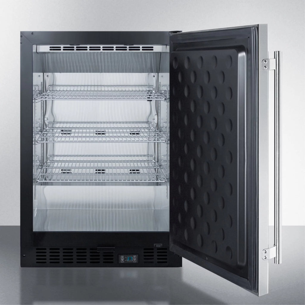 Built-in undercounter commercial refrigerator with SS interior and door X742043
